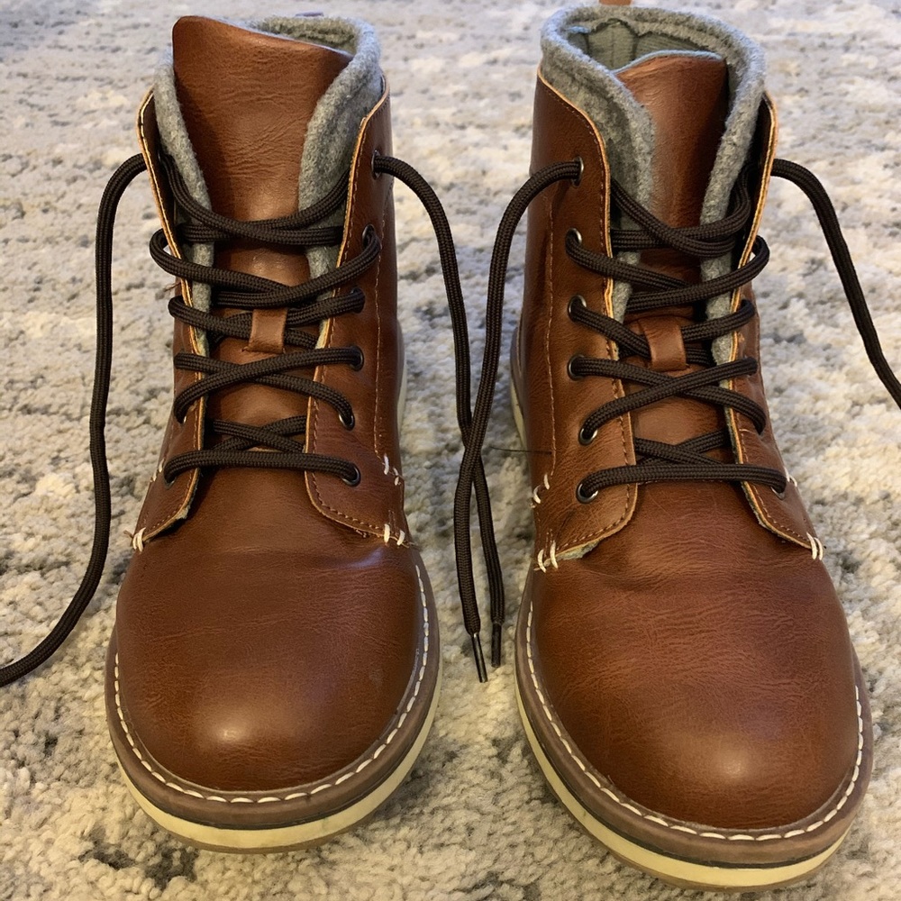 Old Navy Boys Brown Boots